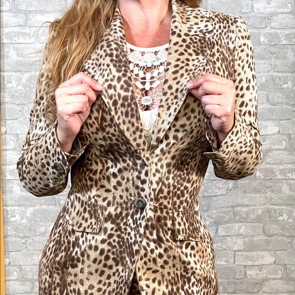 FINAL SALE Fall is around the corner  leopard Suit  6 beautiful material READY